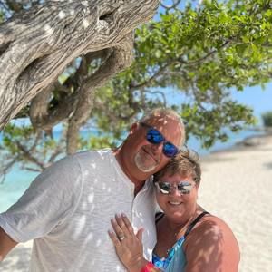 Meet your Posher, Carrie